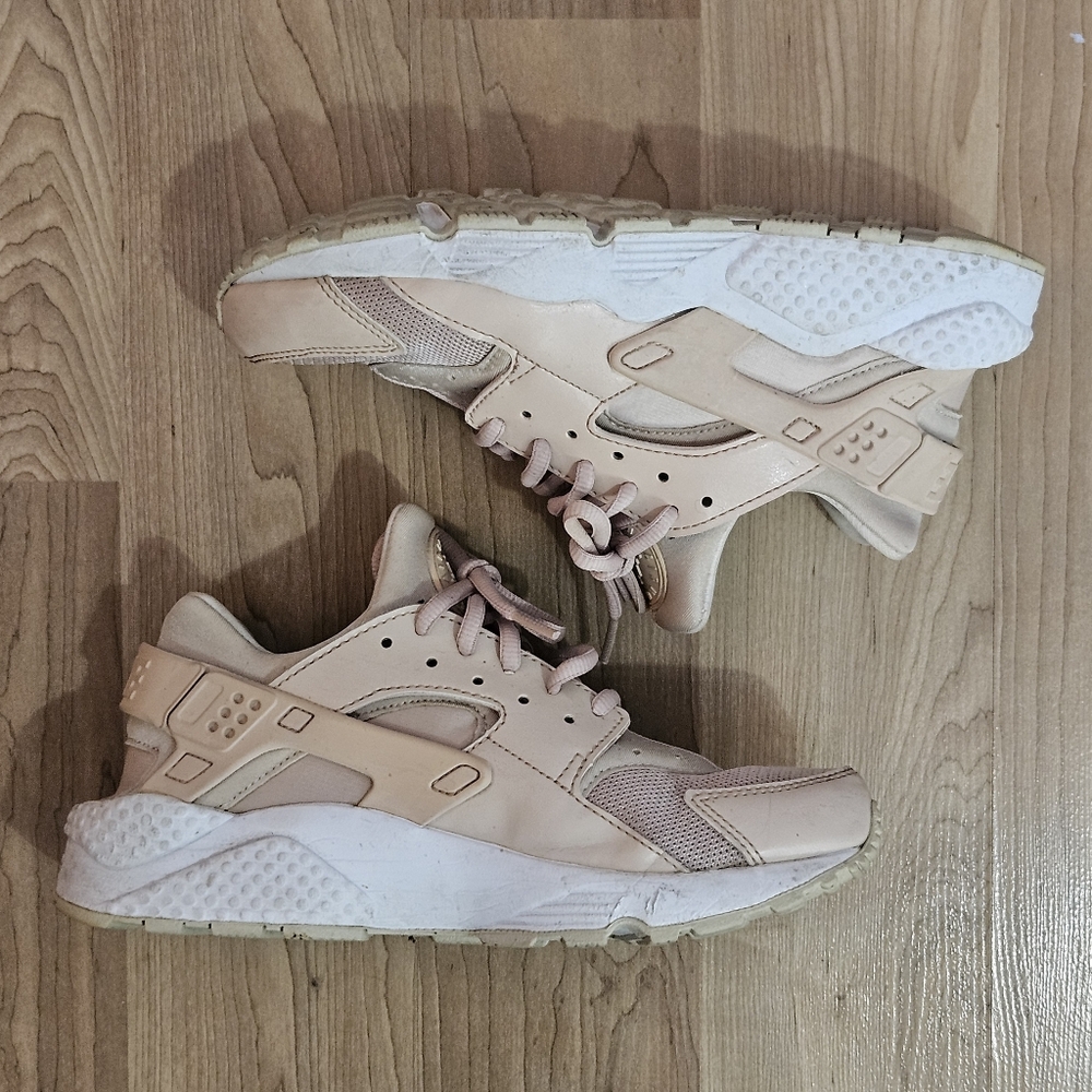Nike Air Huarache Shoes